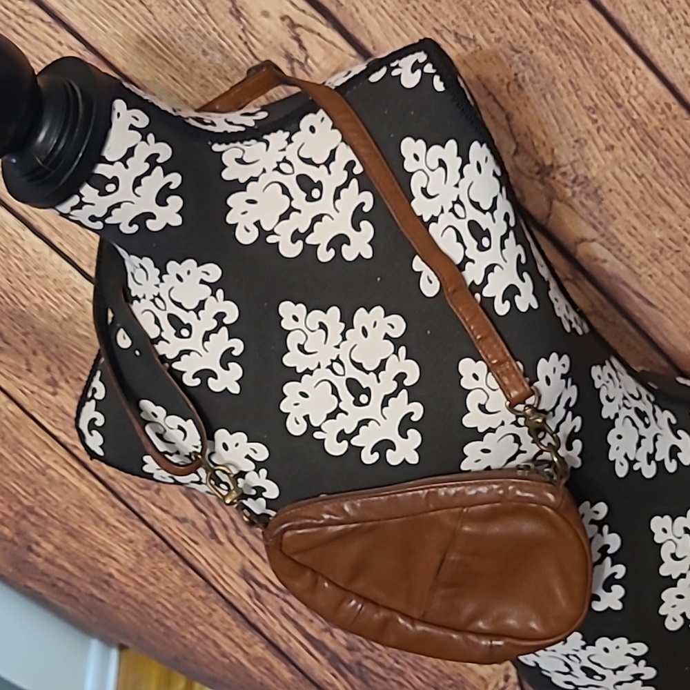 Euc Ameri Bag Brown - image 4